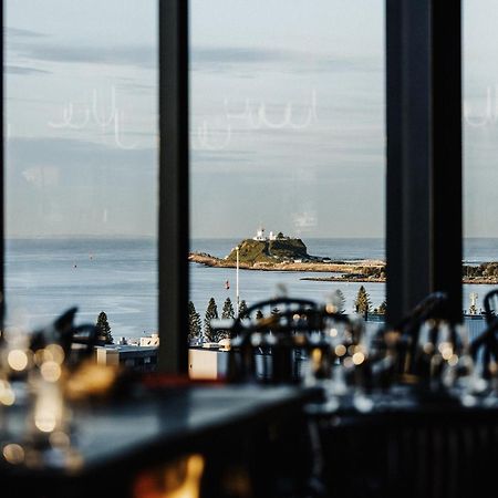 Отель Crystalbrook Kingsley Ньюкасл Экстерьер фото View from the restaurant