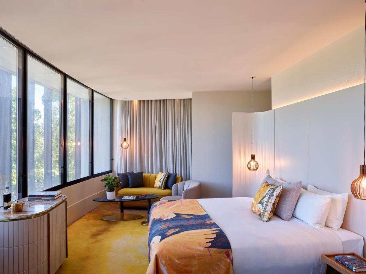 Отель Crystalbrook Kingsley Ньюкасл Экстерьер фото A room at the Hotel